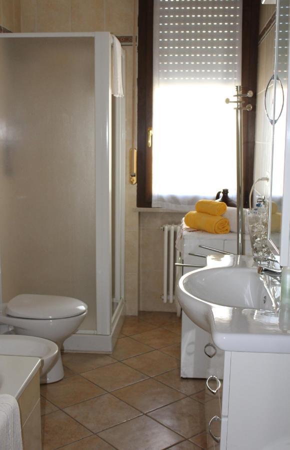 B. & B. Nabucco Bed and Breakfast Πάρμα Εξωτερικό φωτογραφία
